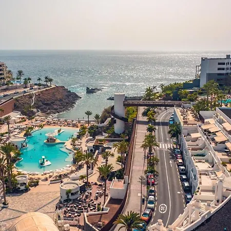 Paradise Sea View Адехе